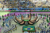 Vẻ đẹp các nữ vũ công lễ khai mạc World Cup