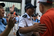 Hàng ngàn dân Hồng Kông biểu tình chống chiếm lĩnh phố Wall