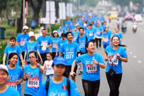 5.000 người từ 44 quốc gia chạy Marathon “ngắm” Hòn ngọc viễn Đông