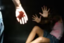 Thầy giáo hiếp dâm nữ sinh: Dạy trẻ phòng “yêu râu xanh” thế nào?