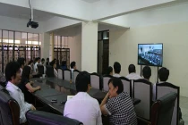 Người dân theo dõi thi Tổng Cục trưởng Đường bộ