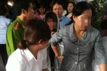 Cô giáo nức nở xin lỗi học sinh lớp 6 bị phạt... đã mất