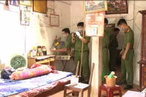 Lật mặt kẻ sát nhân trốn dưới gầm giường giết bé gái 12 tuổi