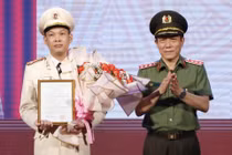 Chân dung tân Giám đốc Công an tỉnh Bình Dương Tạ Văn Đẹp