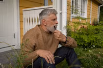  Day dứt khi tình cờ biết được bí mật khủng khiếp của bố chồng 