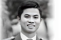 Truy tặng Huy hiệu Tuổi trẻ dũng cảm cho đại úy Trần Trung Hiếu