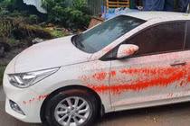 Phẫn nộ những vụ phá hoại ô tô ở Hà Nội vì... chỗ đỗ xe 