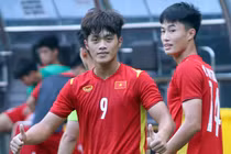HLV Kiatisak gọi tên bộ đôi sao trẻ U23 Việt Nam 
