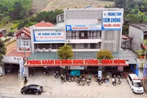 Đuổi việc hộ lý hãm hại chó của đồng nghiệp bằng thuốc diệt chuột