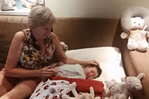 Siêu mẫu Hà Anh chia sẻ những khoảnh khắc hạnh phúc bên mẹ chồng