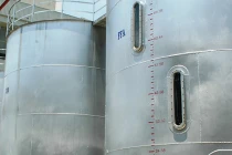 Giám đốc, phó giám đốc cùng 4 nhân viên chết thảm