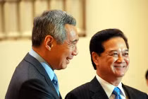 Ngạc nhiên... ông Lý Hiển Long