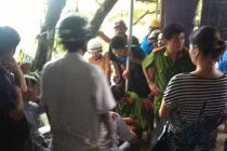 CSGT rút súng bắn 2 người do bị… khiêu khích?