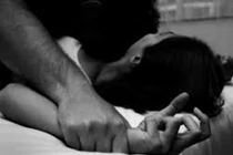 Một đêm 2 lần làm nhục chị hàng xóm