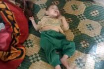  Cám cảnh cha mẹ nhìn con chờ chết