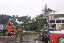 Những vụ tai nạn xe khách thảm khốc gần đây