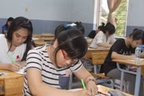 Cấm găm điểm thi đại học để trục lợi