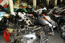 Thu giữ hàng trăm mô tô “khủng” nhập lậu