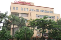 Bắt 4 cán bộ ngân hàng đánh bạc tại trụ sở