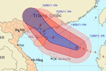 “Siêu bão” cấp 16 đang hoành hành trên biển Đông