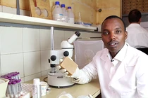 Độc đáo xà phòng chống muỗi đốt tại châu Phi