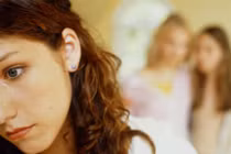 Mang bầu vẫn bị đuổi khỏi nhà chồng vì em dâu vu oan