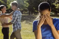 Chồng trăng hoa đòi ly hôn vì bị vợ rao bán 20 triệu