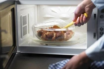 Bất ngờ 6 thực phẩm tuyệt đối không hâm nóng lại khi ăn