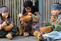 Cười ngất vì cặp sinh ba dễ thương nổi tiếng nhất Hàn Quốc 