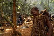 Bộ tộc người lùn kỳ bí sống trong rừng rậm châu Phi