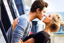 Yêu 5 cô “tới bến” nhưng dằn vặt vì người yêu đi “nhà nghỉ"