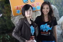 Thành Long: “Tôi luôn dày vò vì ruồng bỏ con gái“