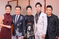 Lệ Quyên mang nhẫn kim cương đi chấm thi Thần tượng Bolero