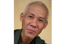 “Bố già” phía sau sân khấu