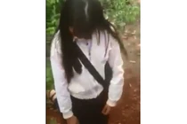 Nhóm nữ sinh lớp 9 bắt bạn quỳ giữa đường rồi đánh