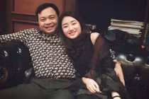 Chìm đắm với chồng mới, Thu Ngân quên nhiệm vụ hoa hậu?