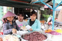 Chuyện người phụ nữ và xe xôi đẩy hơn 20 năm giữa Sài Gòn