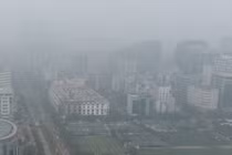 Ảnh sương mù bao phủ khắp Hà Nội