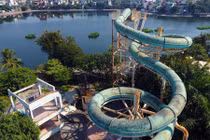 Cận cảnh công viên nước bỏ hoang giữa thủ đô