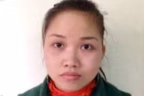 Má mì “chăn” gái mại dâm tại nhà nghỉ thì bị bắt 