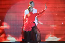 Các trang phục khiến Mai Ngô "già đau già đớn" trên sân khấu 