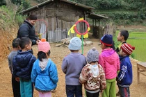 Nụ cười cô giáo mầm non ở Nặm Cáp