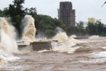 Tin mới nhất đường đi của bão số 4