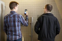 Sai lầm ai cũng mắc khi dùng nhà vệ sinh