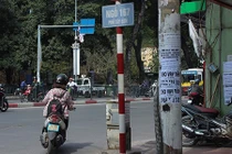 Vay tín dụng đen, không thế chấp bùng nổ trên cột điện HN