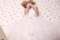 Đêm tân hôn đẫm nước mắt của cô dâu mới về nhà chồng