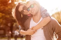 Hối hận vô cùng tận vì trót lấy gái hư làm vợ