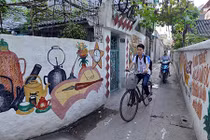 Ngắm 3 ngõ nhỏ cực độc lạ ở Hà Nội