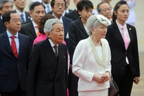 Nhà vua và Hoàng hậu Nhật viếng lăng Chủ tịch Hồ Chí Minh