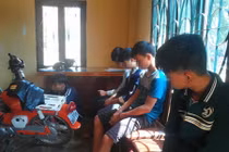 Chặn cuộc “quyết chiến” bằng bom xăng của nhóm học sinh